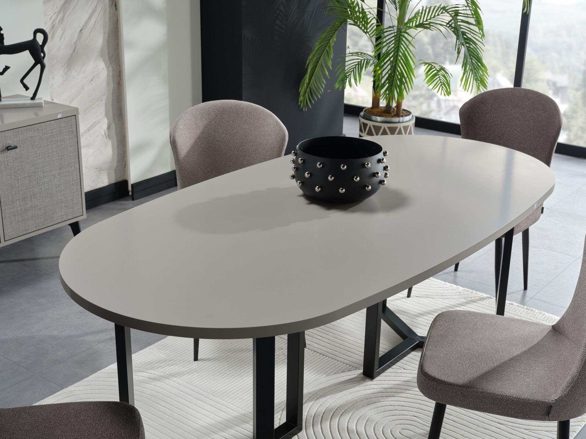 Truva Esszimmer