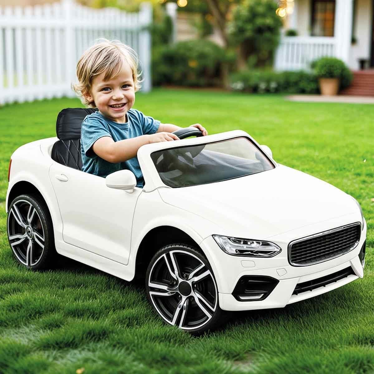 Dolu Grandex 12v Kumandali Akülü Araba Beyaz