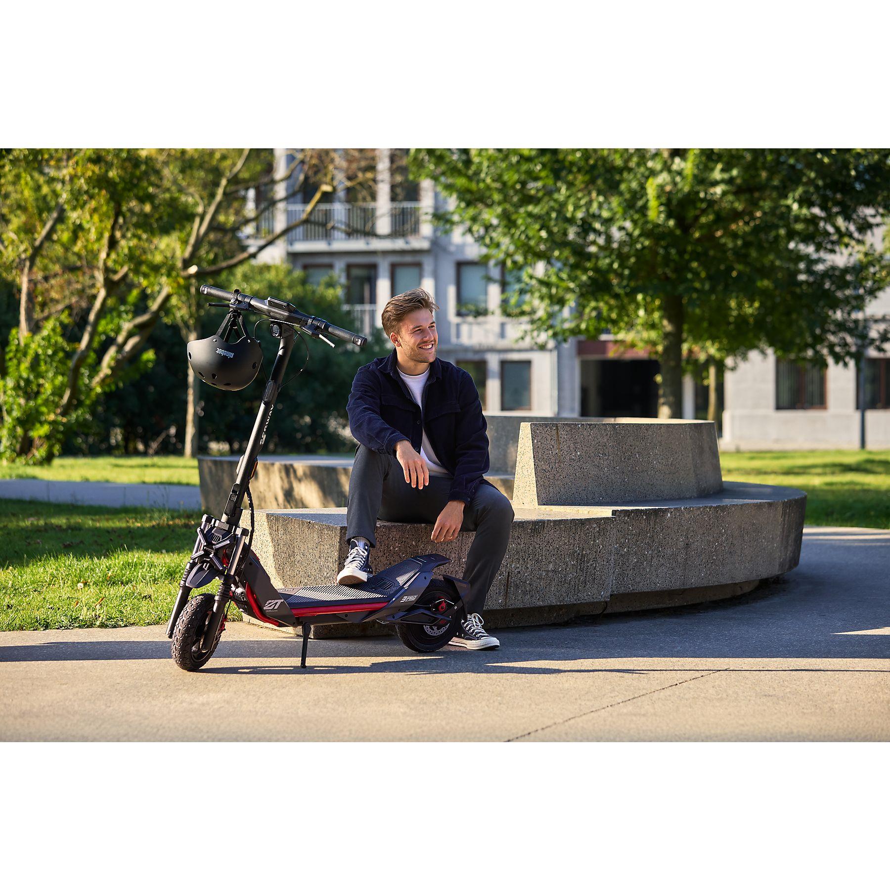 Segway Ninebot ZT3 Pro 1600W Elektrikli Scooter