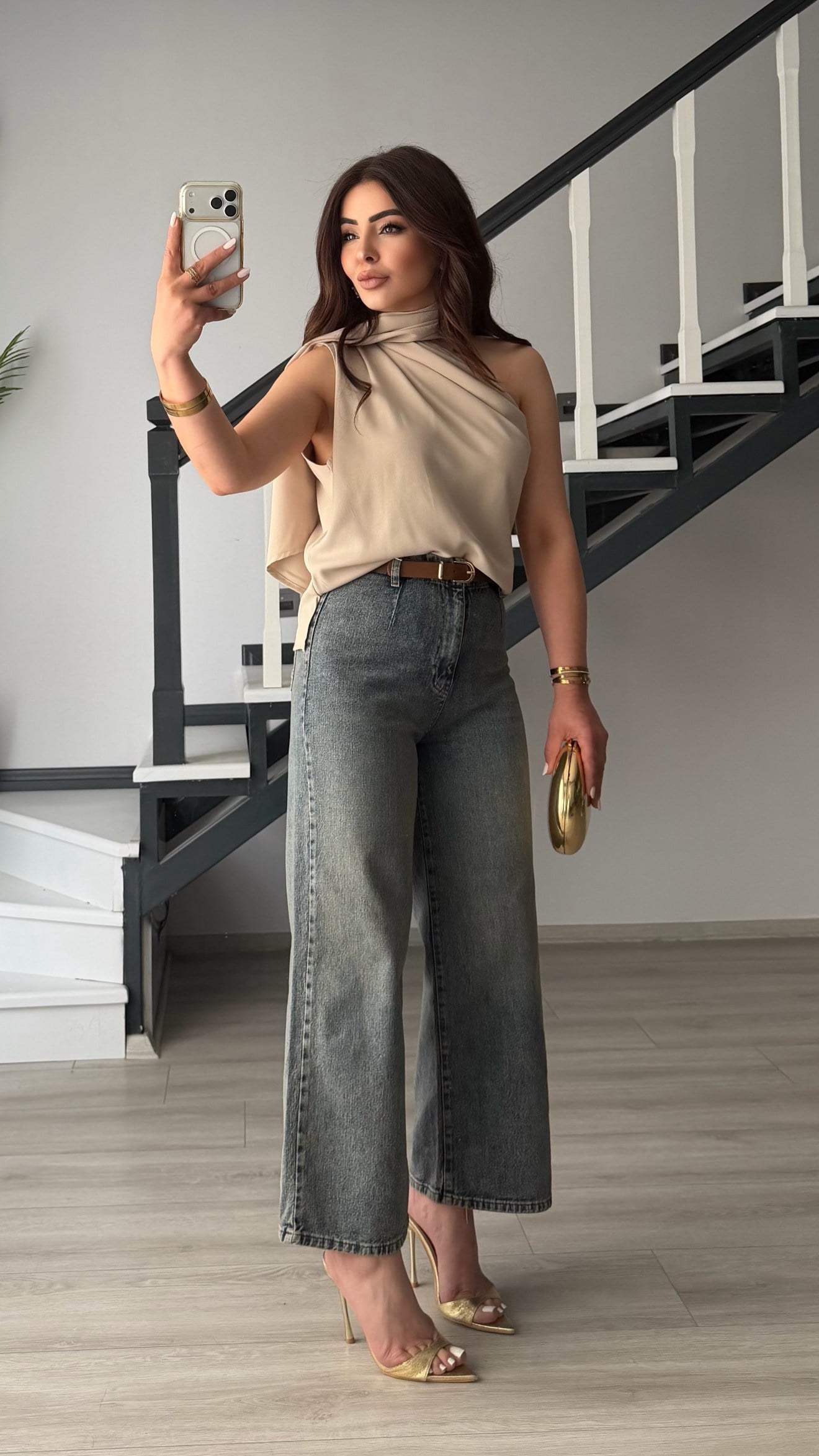 Bej Şal Detaylı Bluz