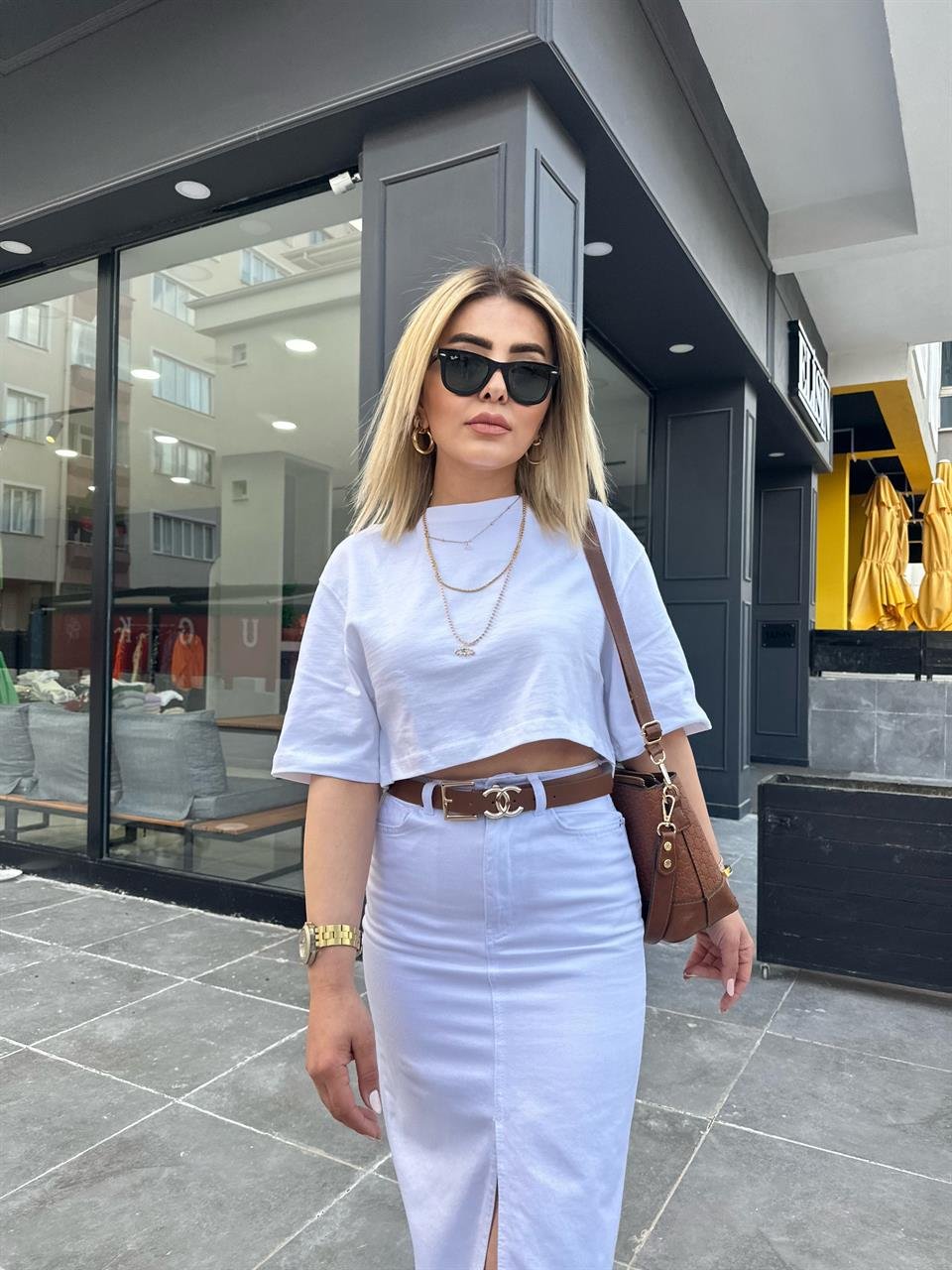 Beyaz Bisiklet Yaka Crop Tshirt