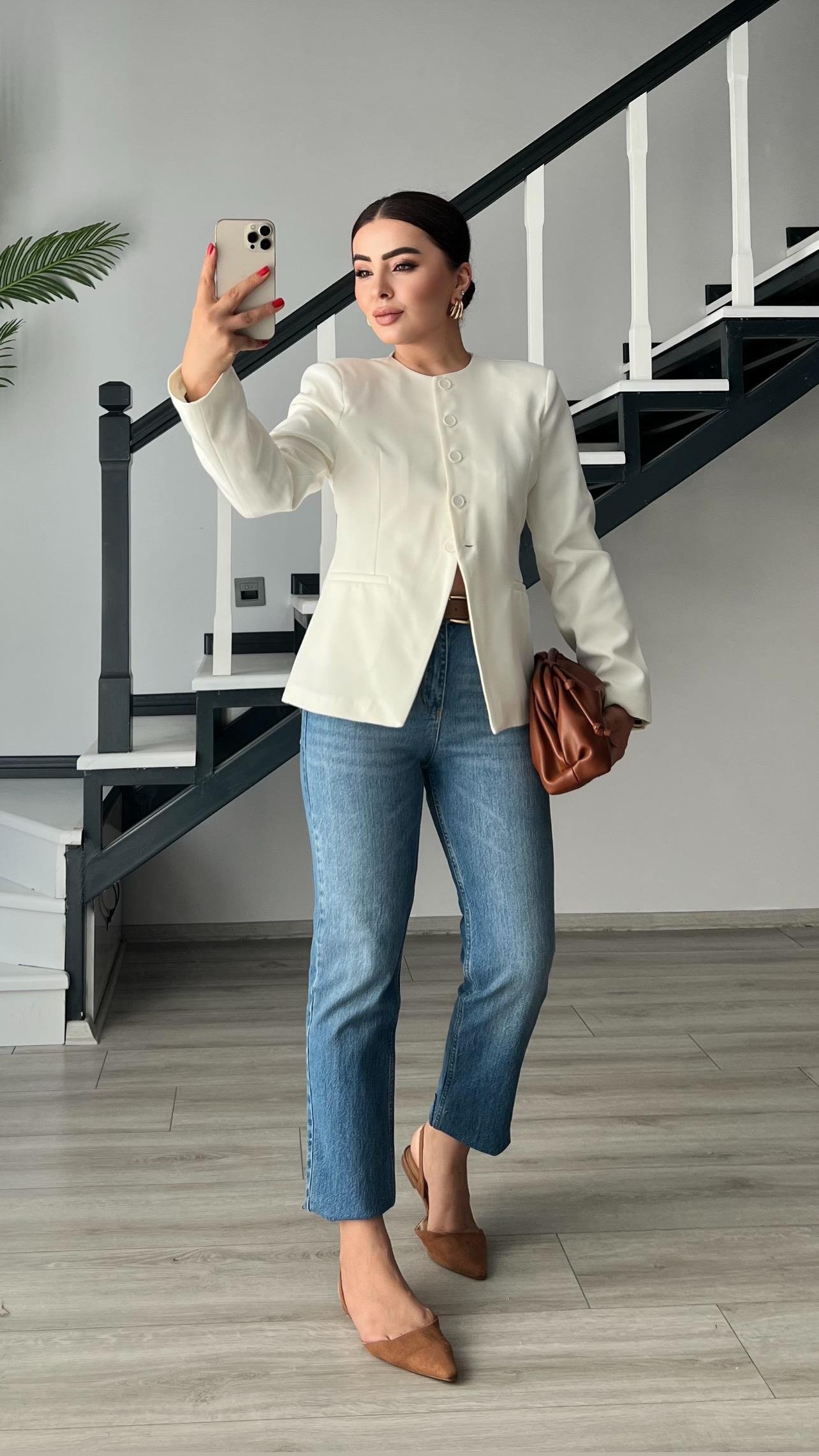 Beyaz Premium Vatkalı Marka Model Ceket