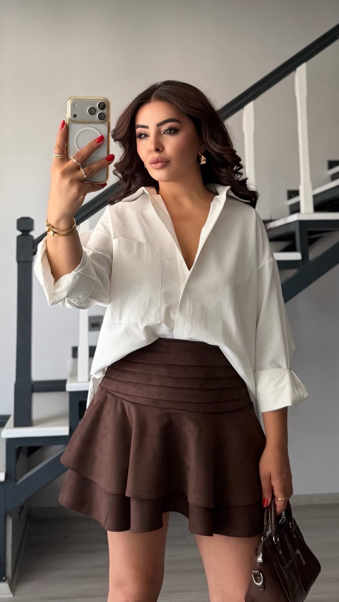 Beyaz Sırtı Nakışlı Oversize Tasarım Poplin Gömlek