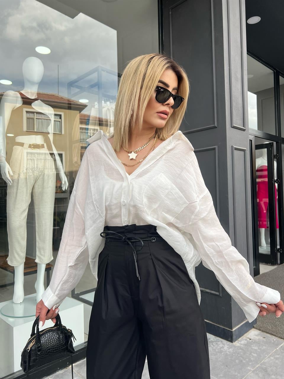 Beyaz Tensel Kumaş Oversize Gömlek