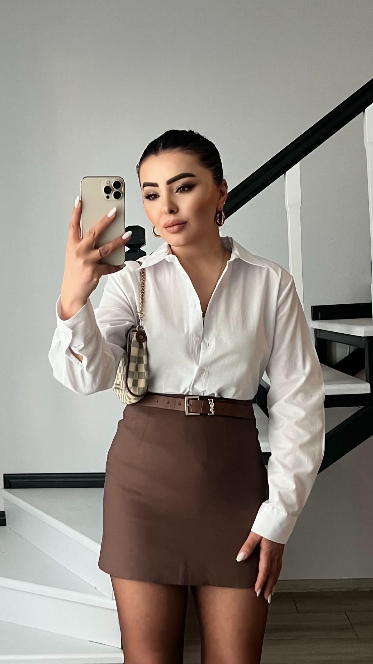 Beyaz Vatkalı Basic Gömlek 