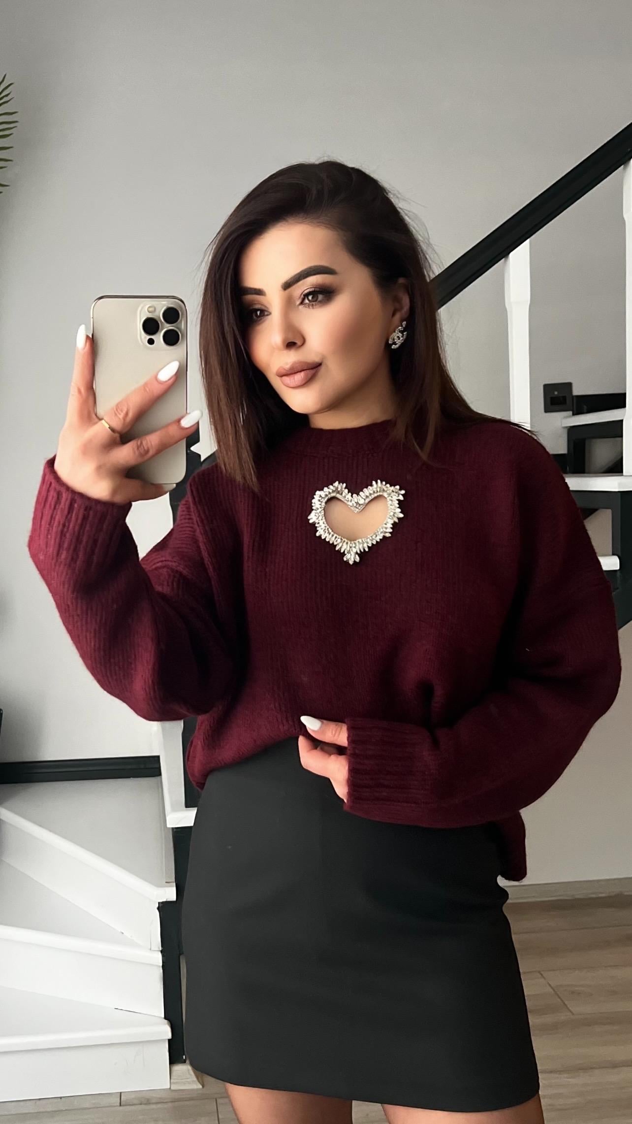 Bordo Kalp Aksesuarlı Kazak