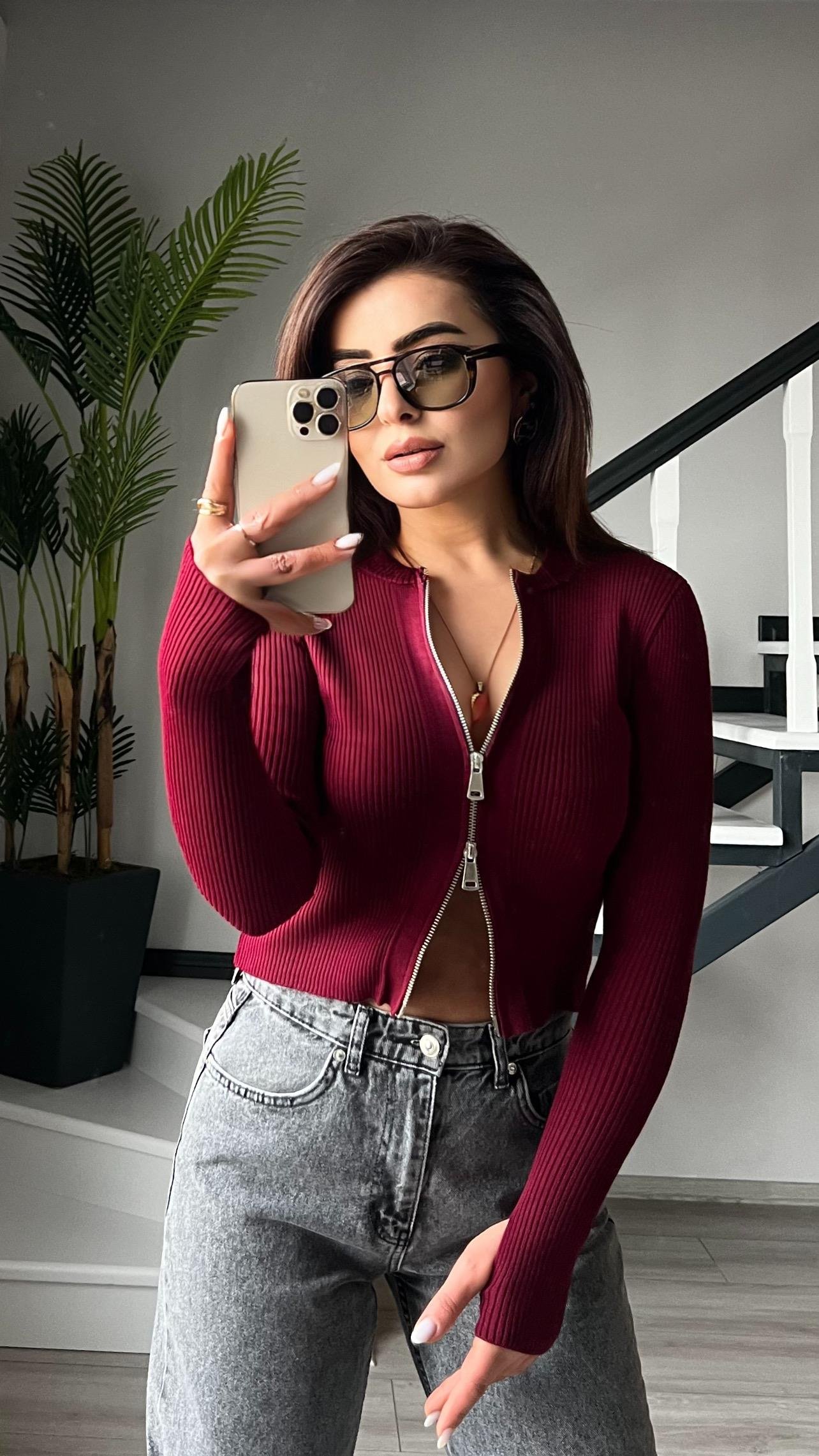 Bordo Marka Model Parmak Geçirme Detaylı Fermuarlı Triko