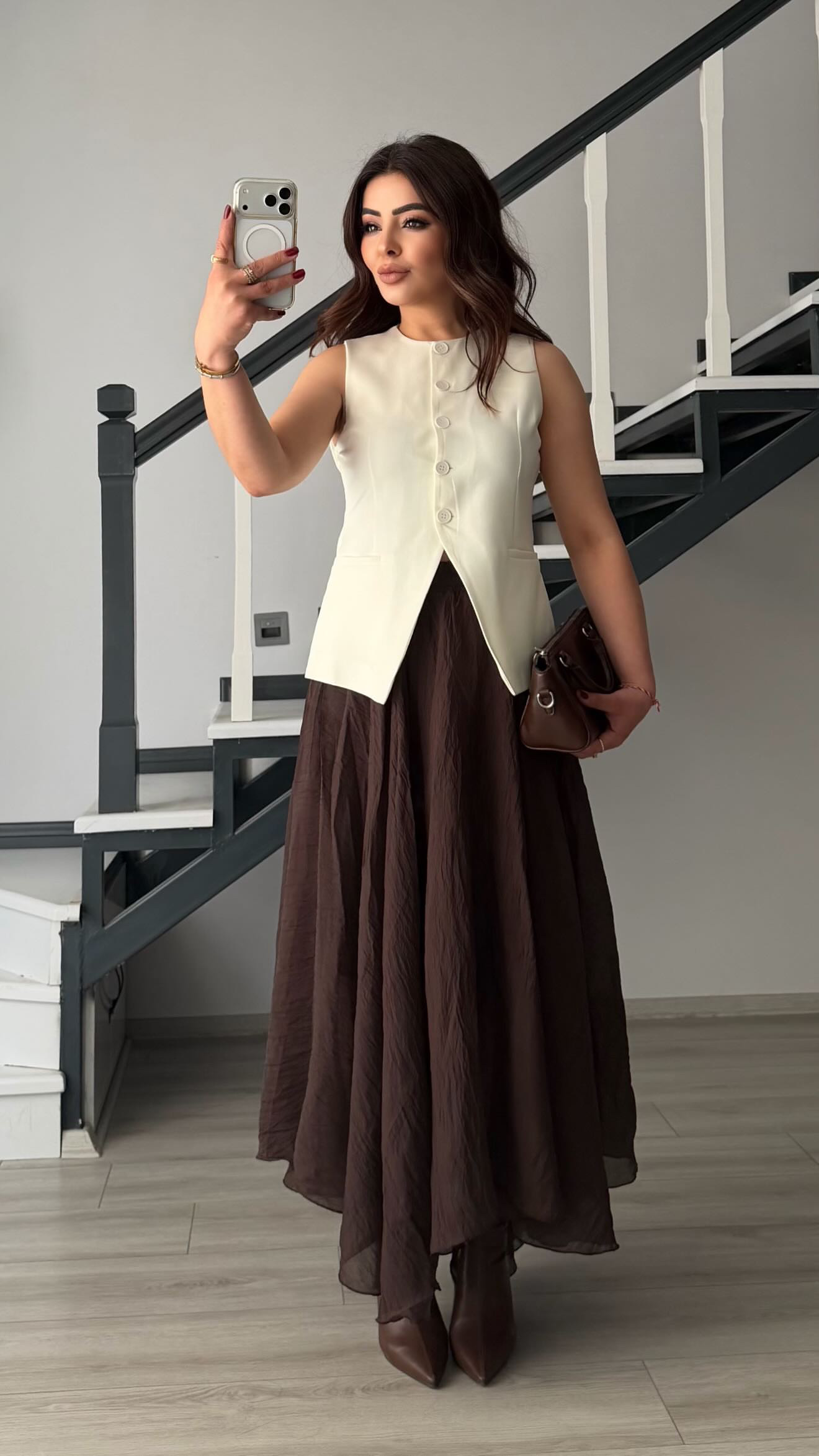 Ekru 5 Düğme Duble Crep Yelek