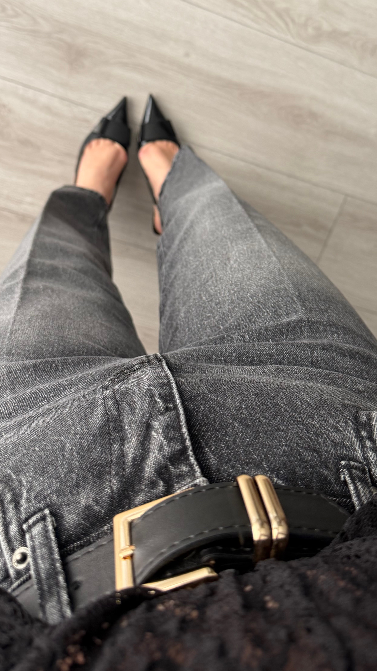 Füme Yıkamalı Kemerli Skater Jean