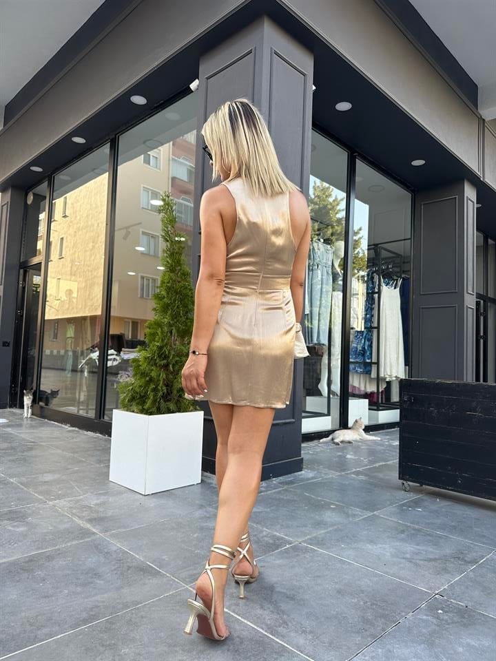 Gold Degaje Mini Yırtmaçlı Elbise 