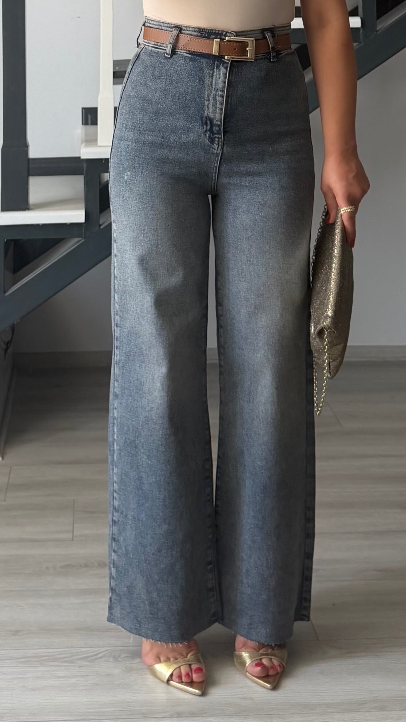 Kahve Tintli Kemerli Likralı Straight Jean