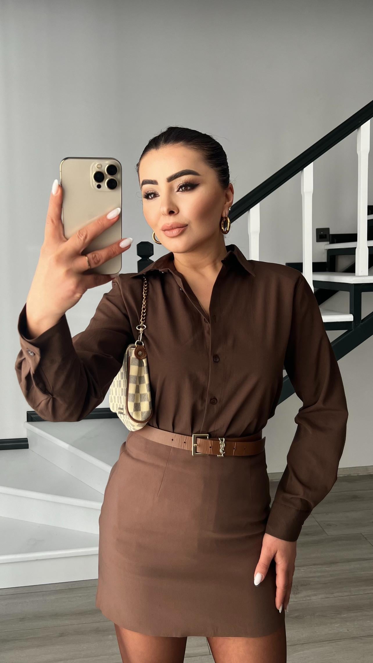 Kahve Vatkalı Basic Gömlek 