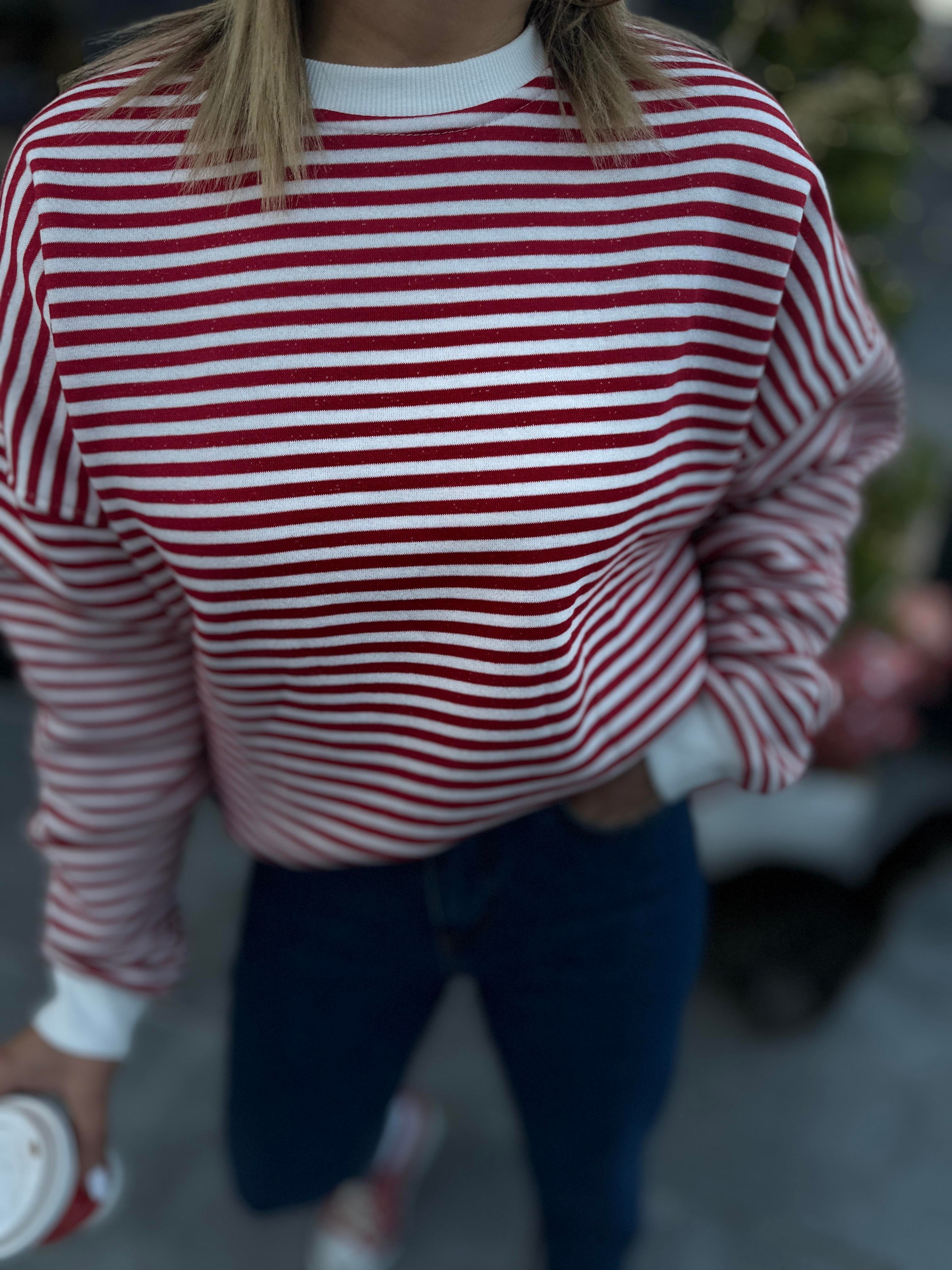 Kırmızı Çizgili Oversize Sweatshirt 