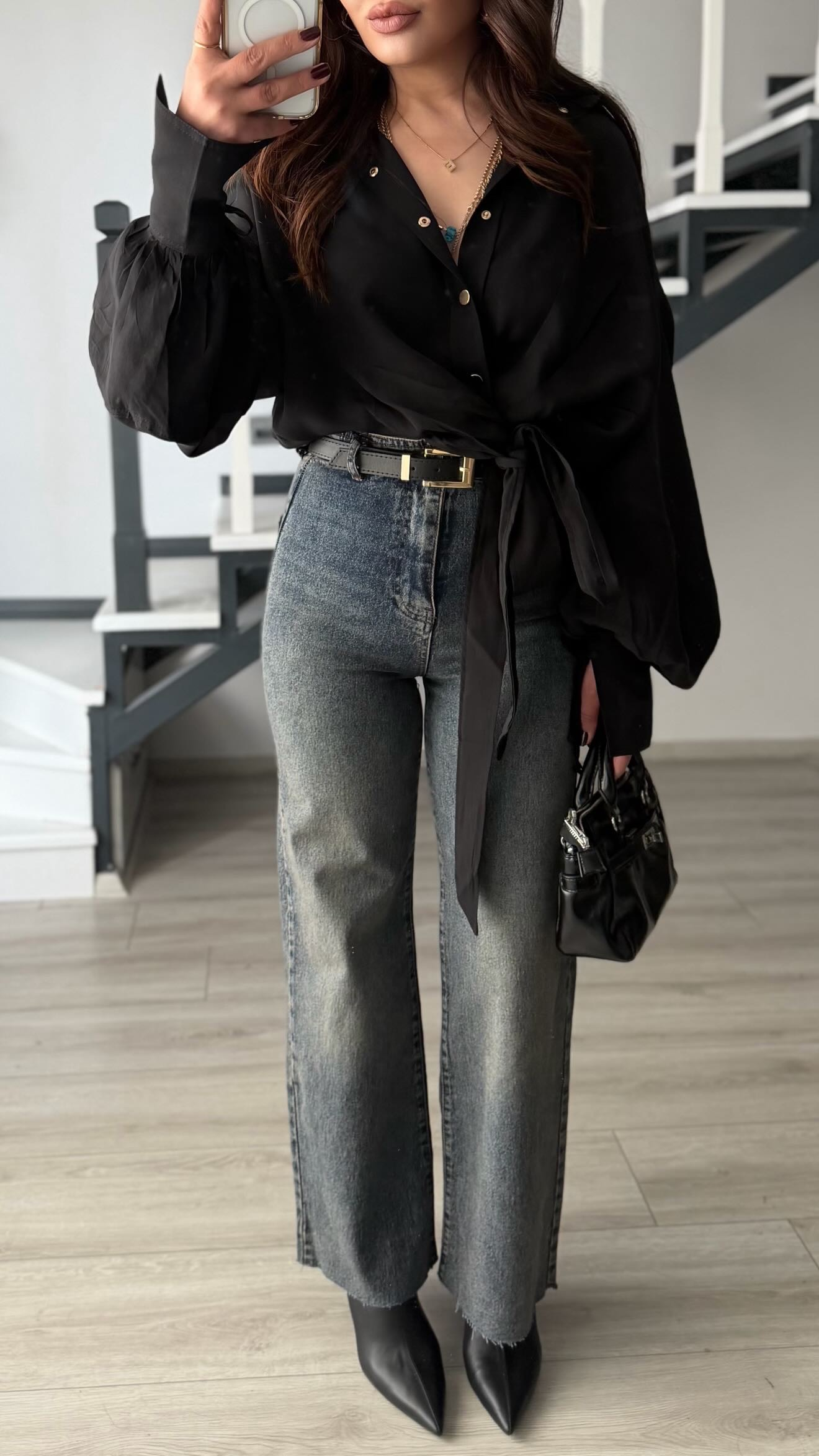 Koyu Mavi Yıkamalı Kemerli Straight Jean
