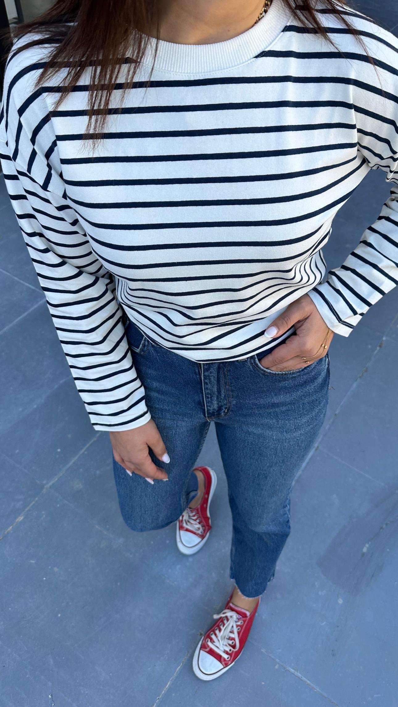 Lacivert Beyaz Çizgili Sweatshirt 