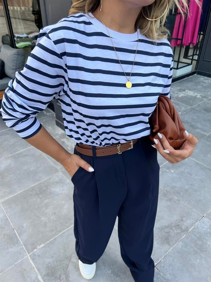 Lacivert Beyaz Çizgili Sweatshirt