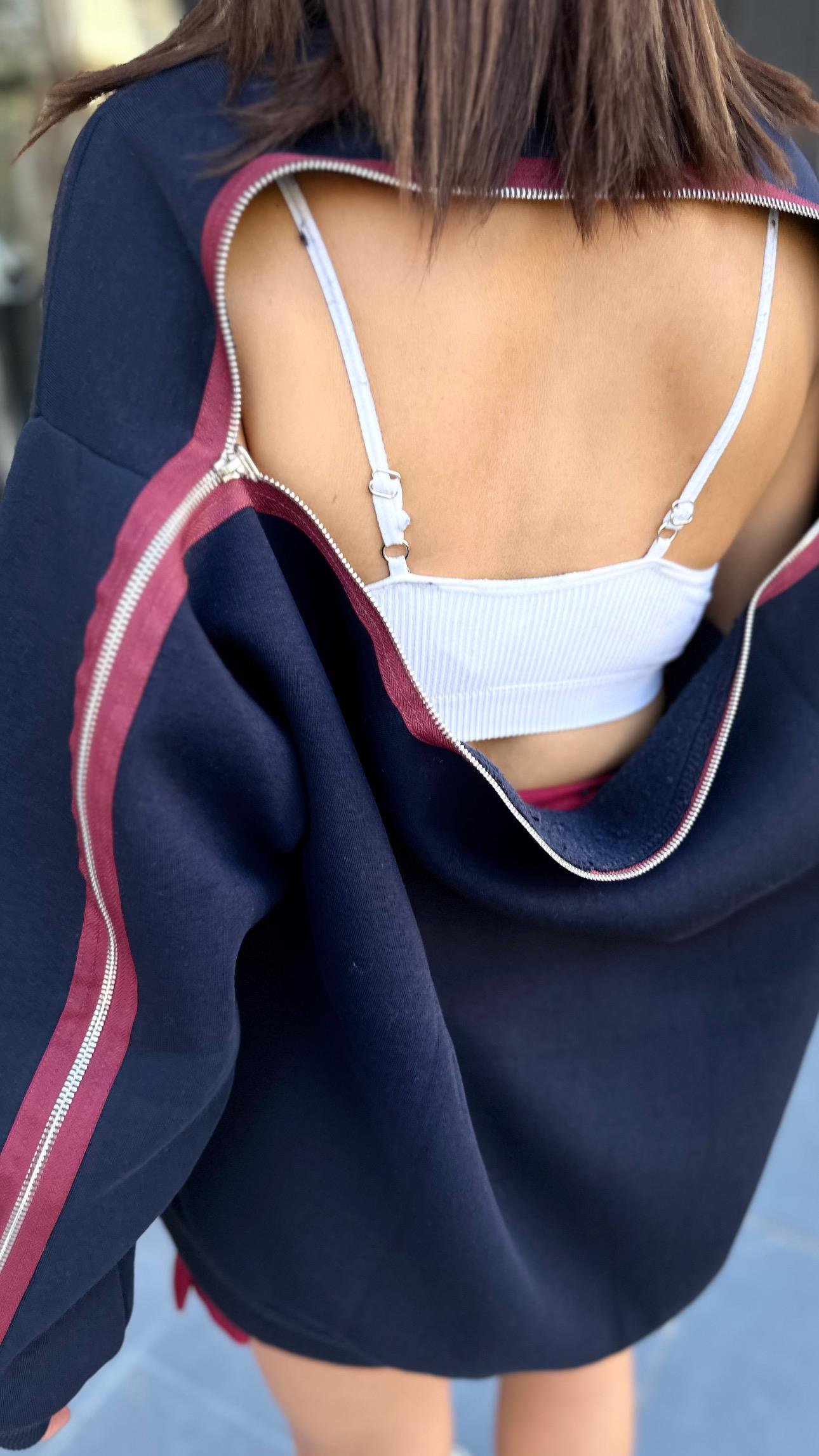Lacivert Sırtı Fermuarlı Tasarım Sweatshirt