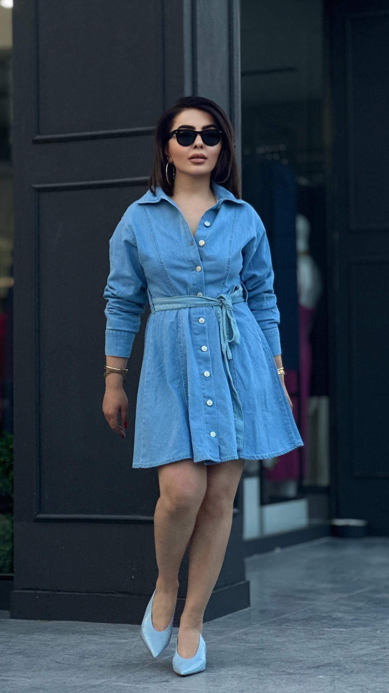 Marka Model Kuşak Detaylı Denim Elbise 