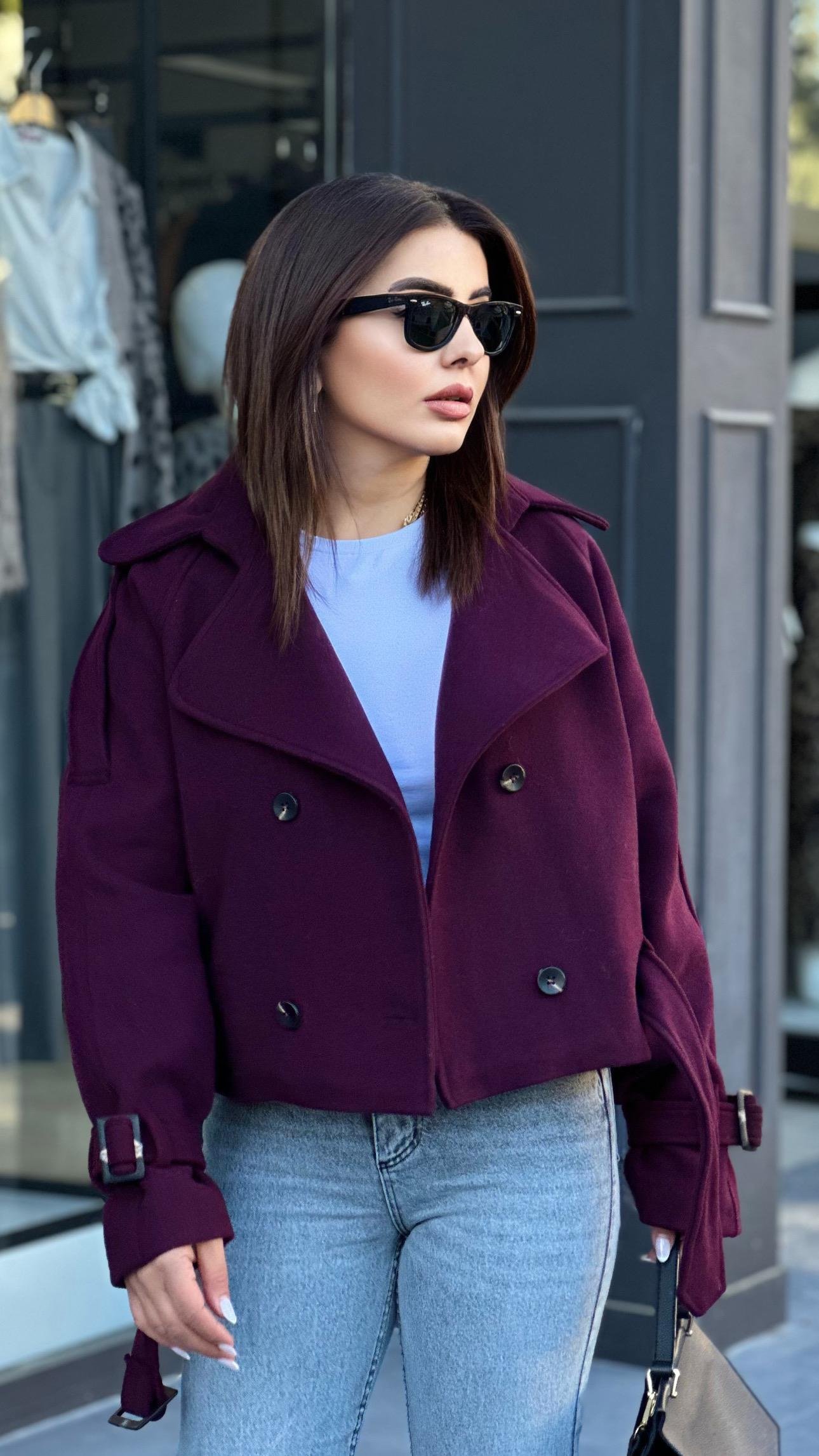Marka Model Mürdüm Kısa Kaşe Ceket 