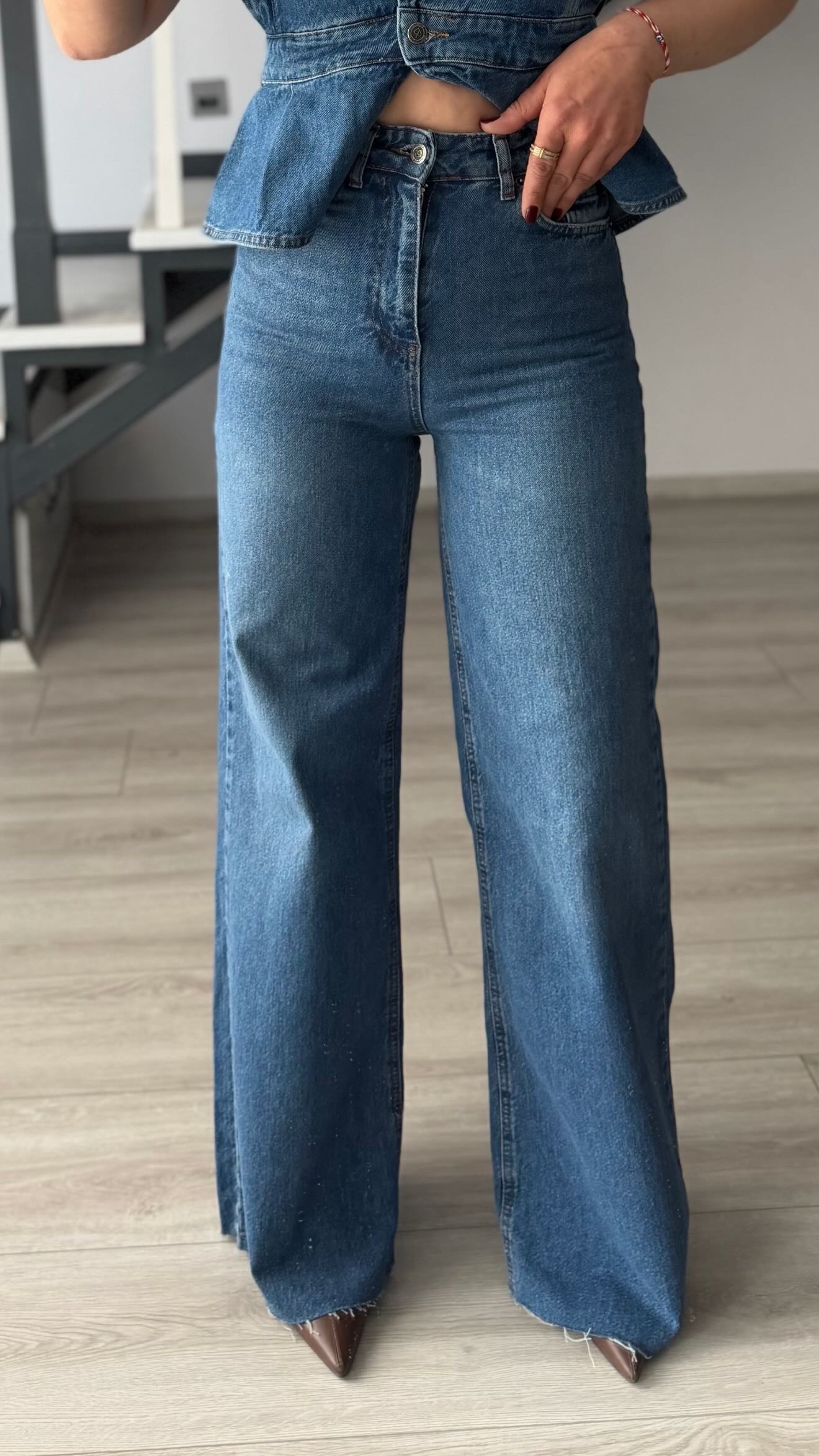 Mavi Yıkamalı Wide Leg Jean