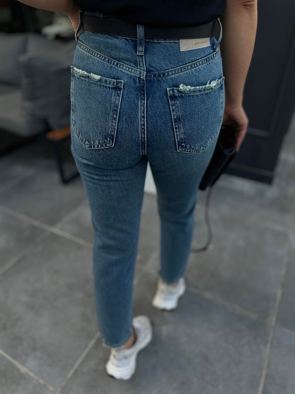 Paça Detaylı Mom Jean