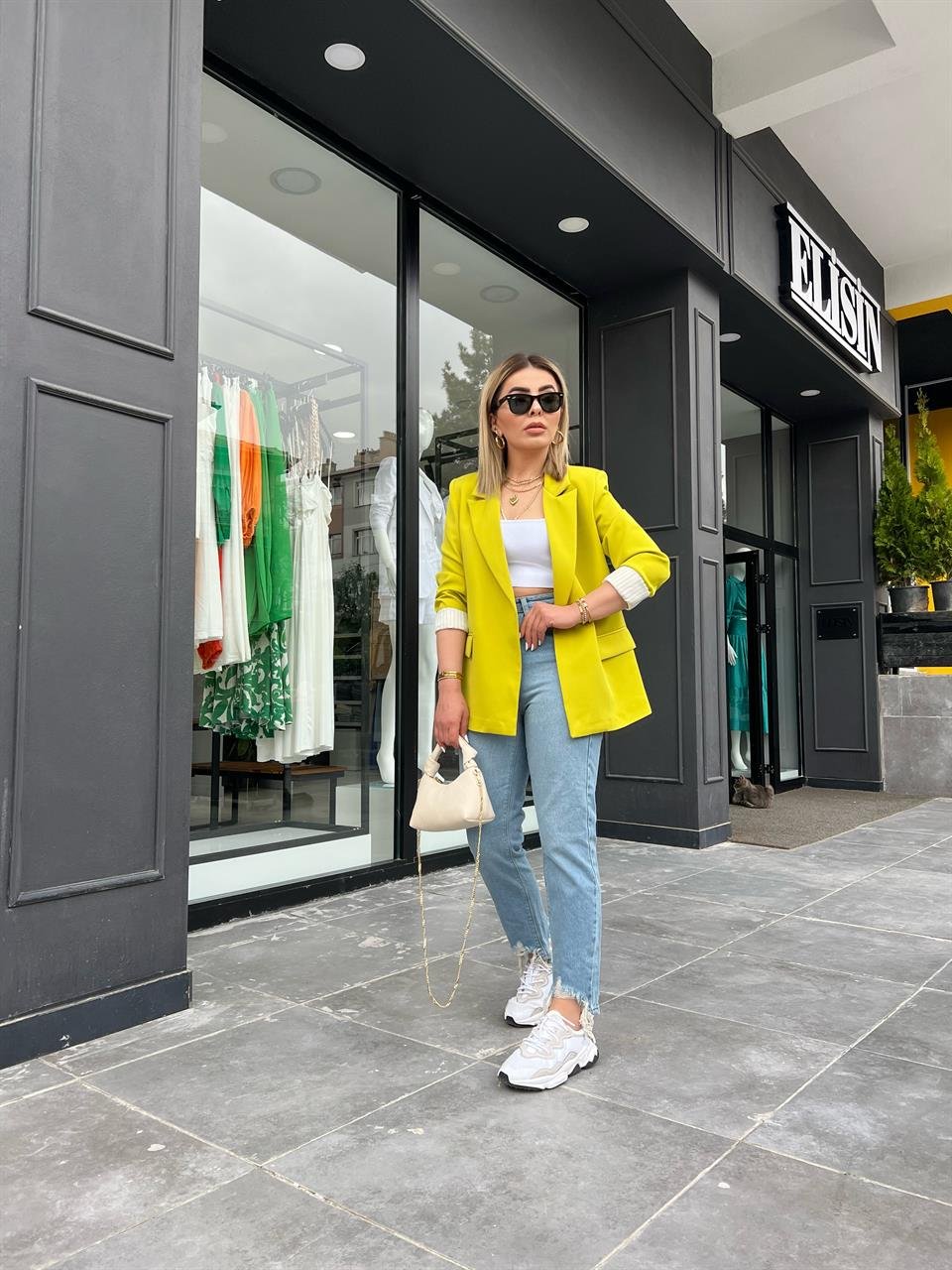Paça Lazer Kesim Mom Jean