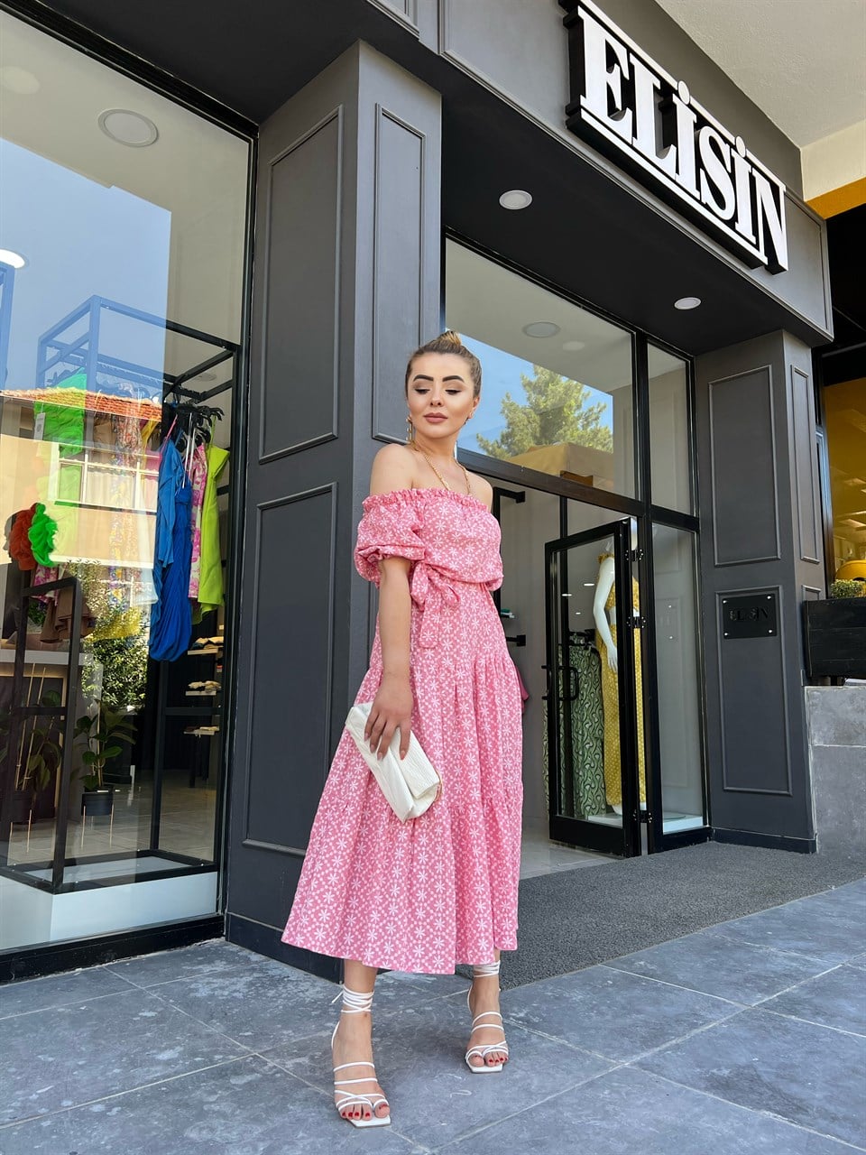 Pembe Çiçekli Gofre Elbise