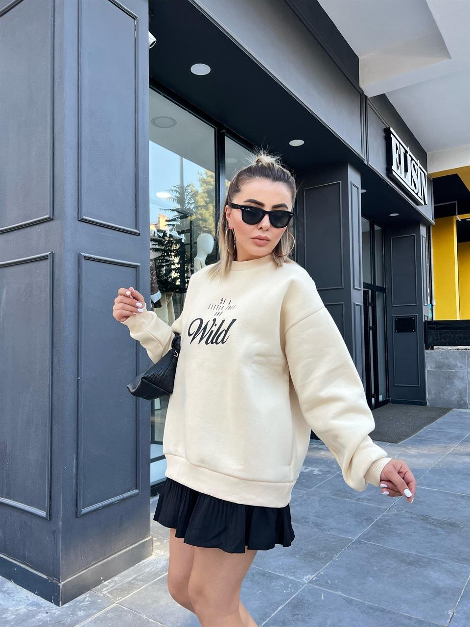 Sırt Leopar Baskılı Sweatshirt 