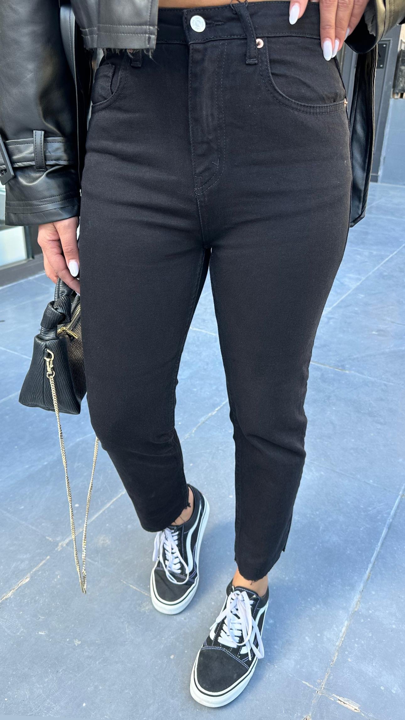 Siyah Boy Fit Jean