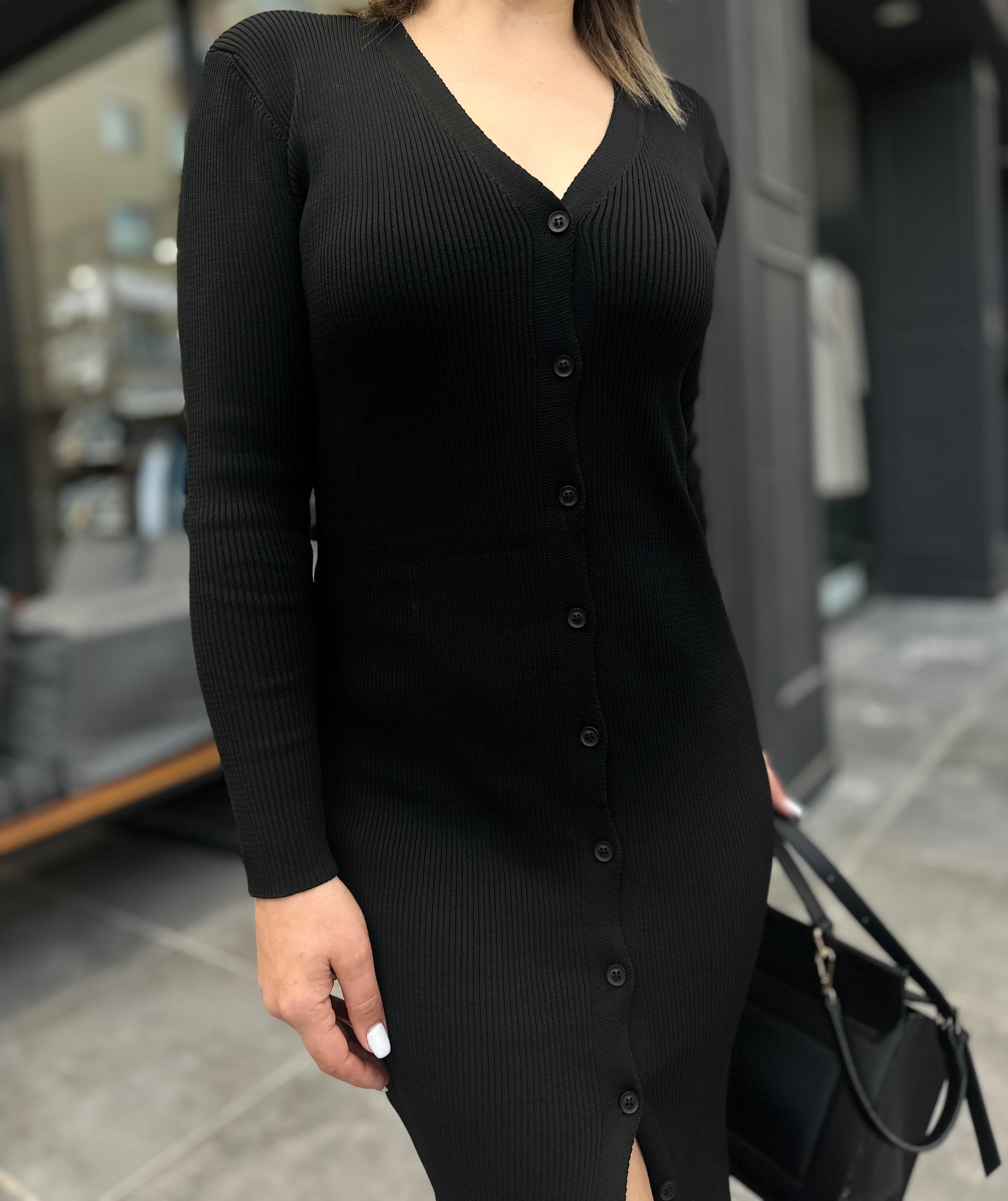 Siyah Boydan Düğmeli Fitilli Triko Elbise 