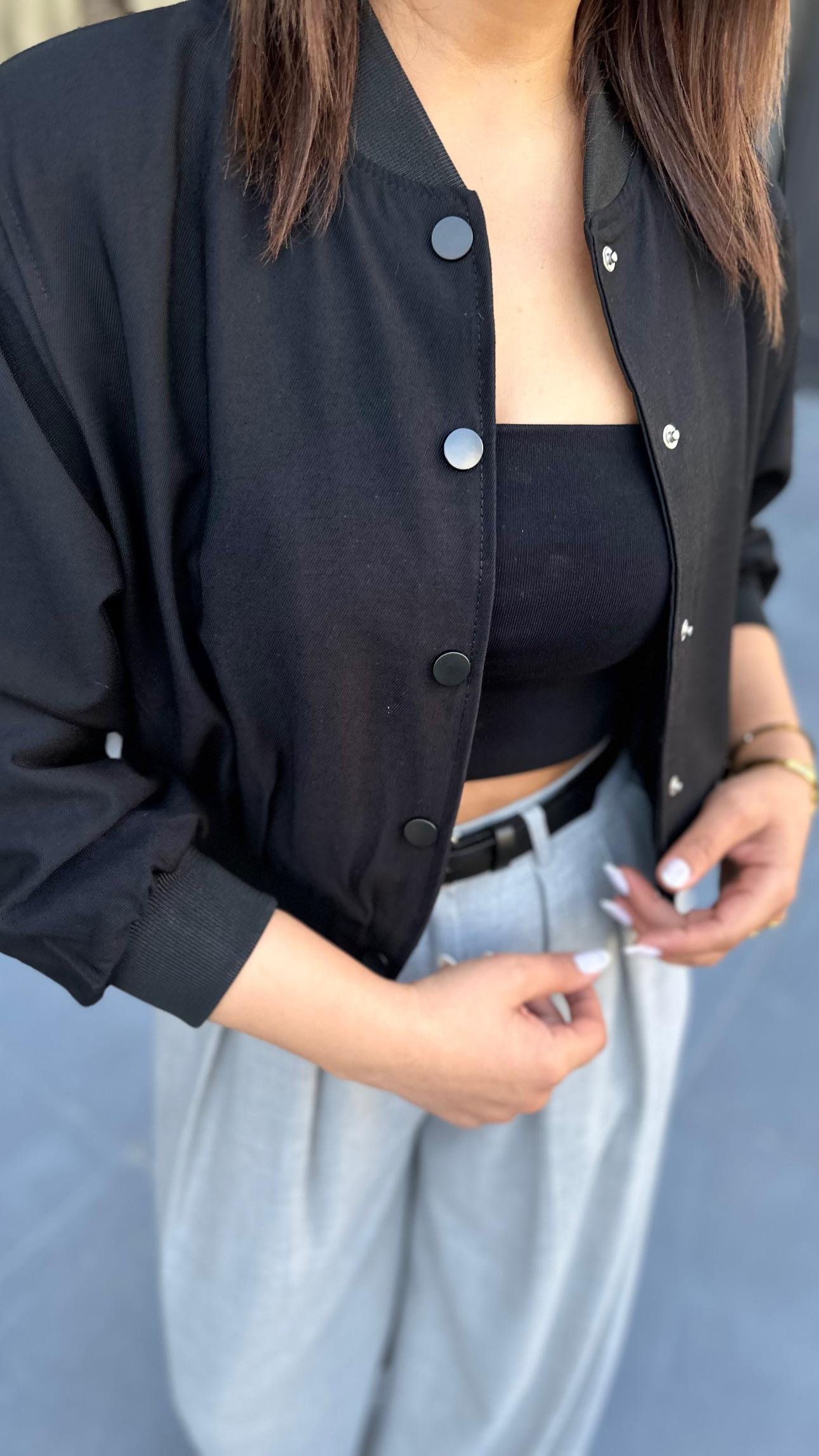 Siyah Çıtçıtlı Bomber Ceket 