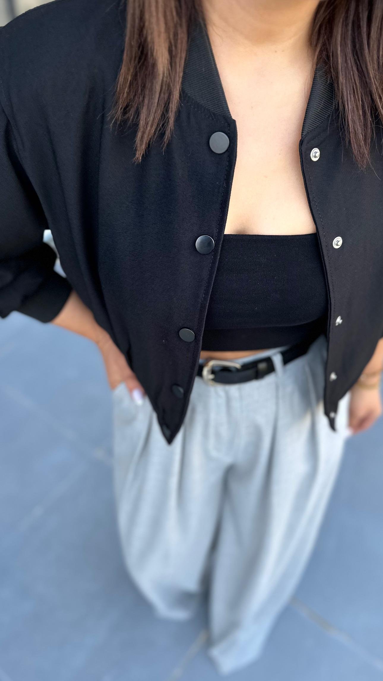 Siyah Çıtçıtlı Bomber Ceket 