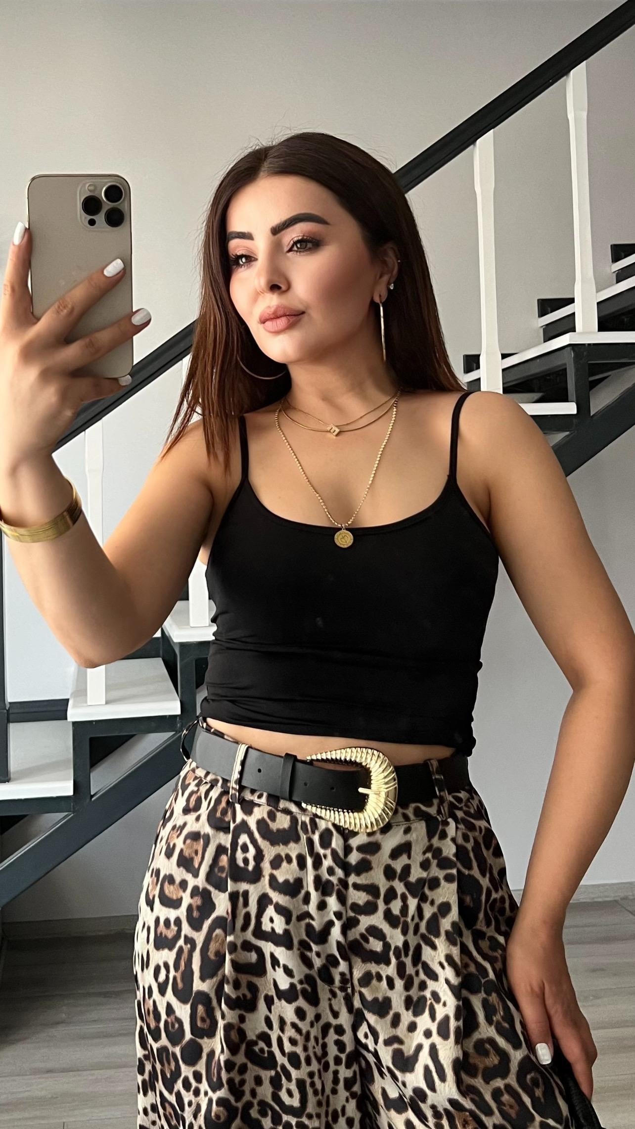 Siyah İnce Askılı Poliamid Bluz