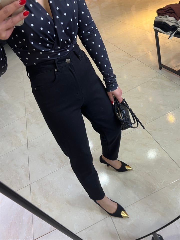 Siyah Mom Jean