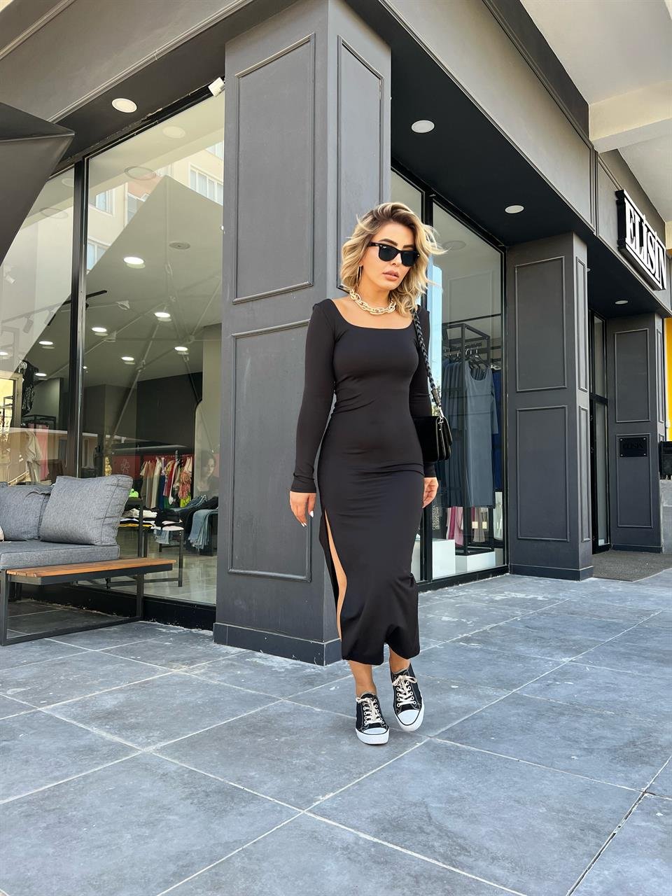 Siyah Sandy Kumaş Yırtmaçlı Maxi Boy Elbise