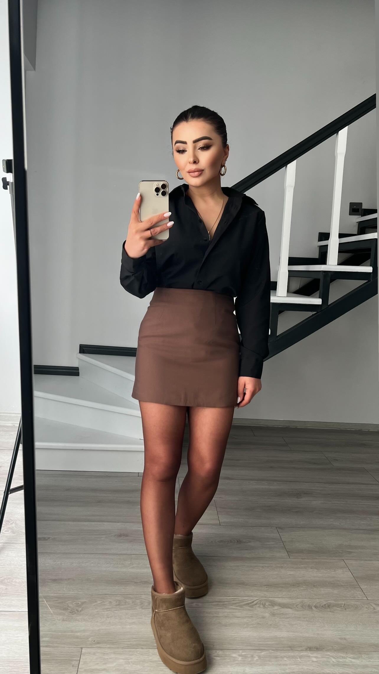 Siyah Vatkalı Basic Gömlek 