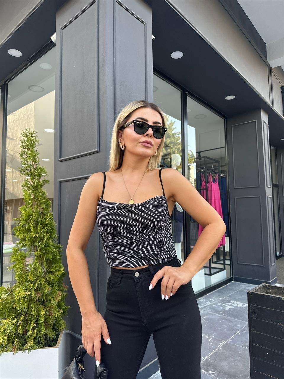 Taş Baskılı Crop Bluz 