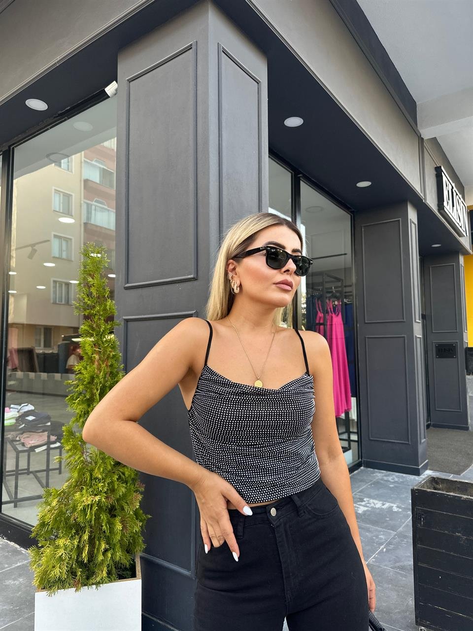 Taş Baskılı Crop Bluz 