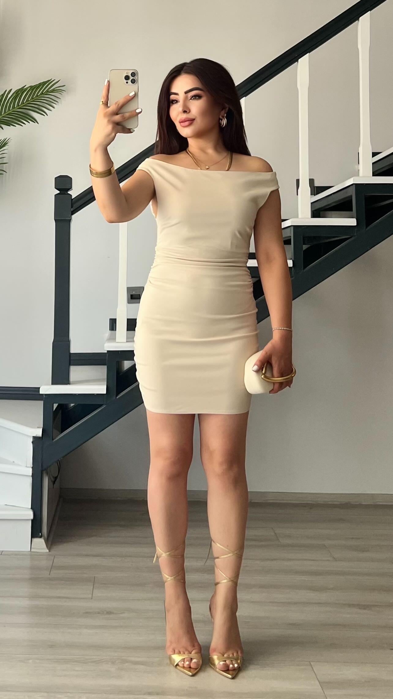 Taş Büzgülü Mini Elbise