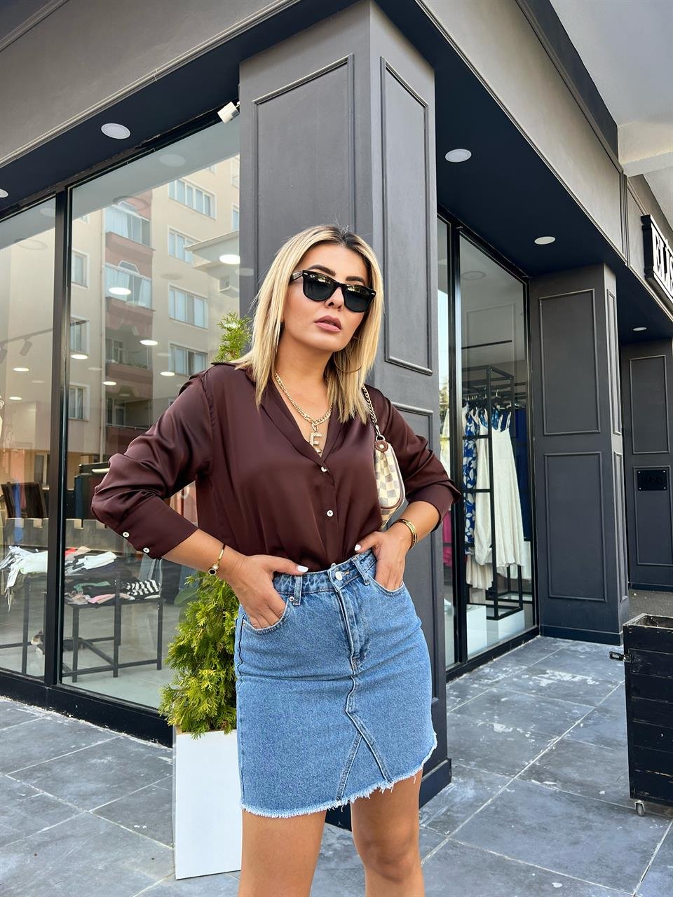 Üçgen Parçalı Mini Denim Etek 