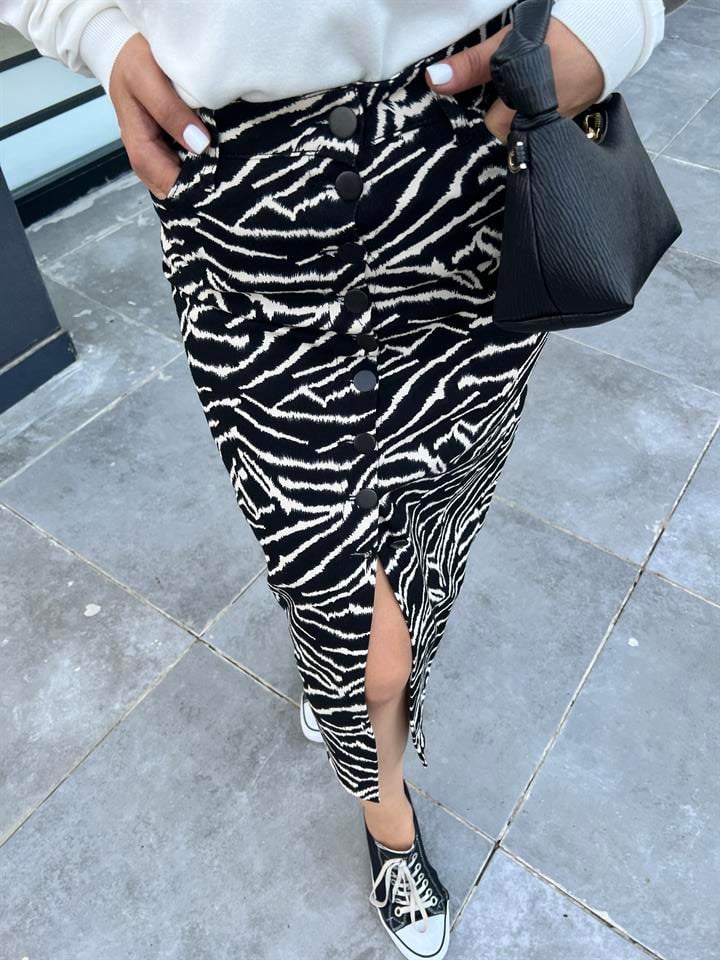 Zebra Desen Önü Düğmeli Midi Boy Etek 