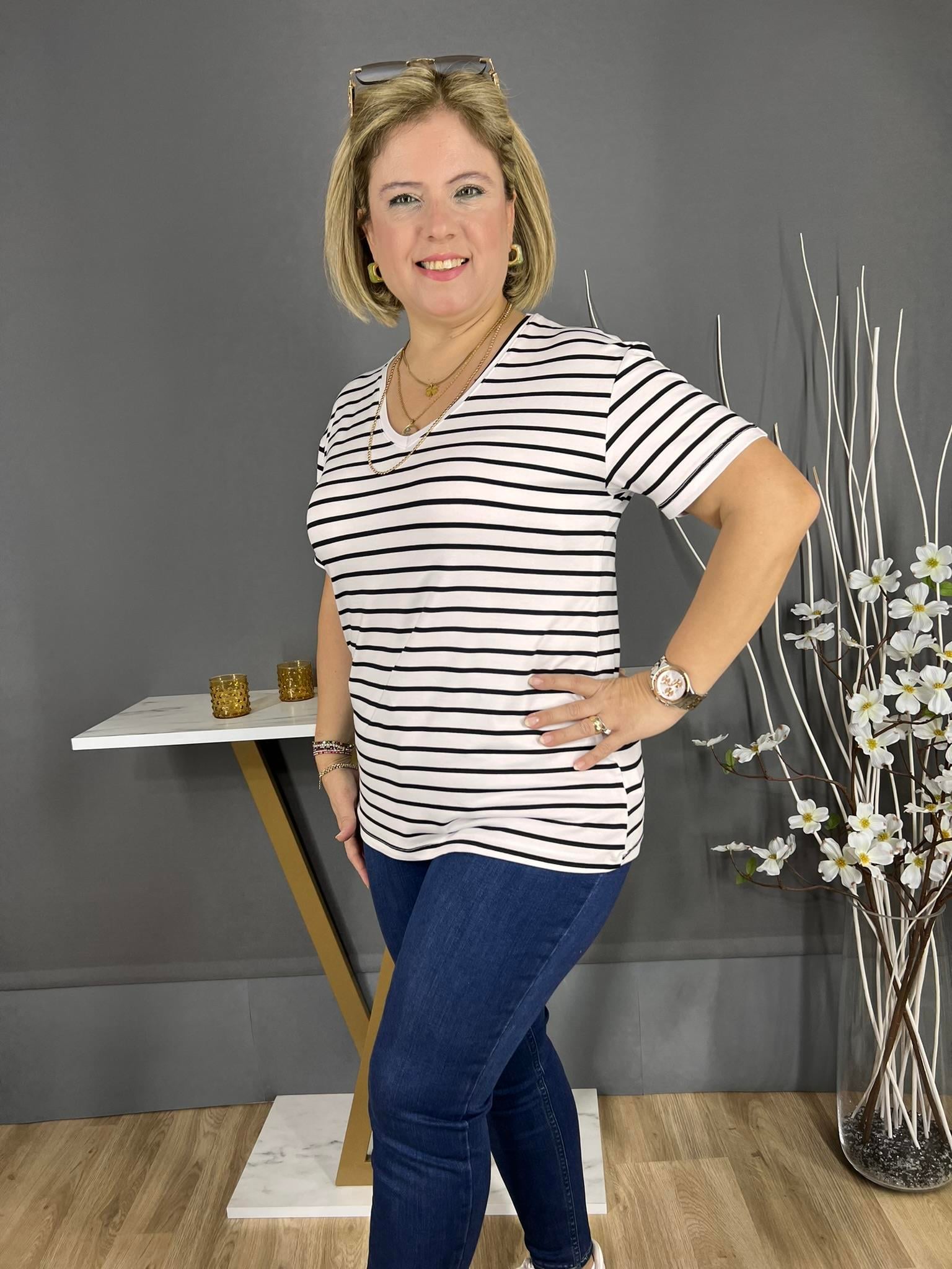 EYZ328 BEYAZ SİYAH ÇİZGİLİ BASİC TİŞÖRT