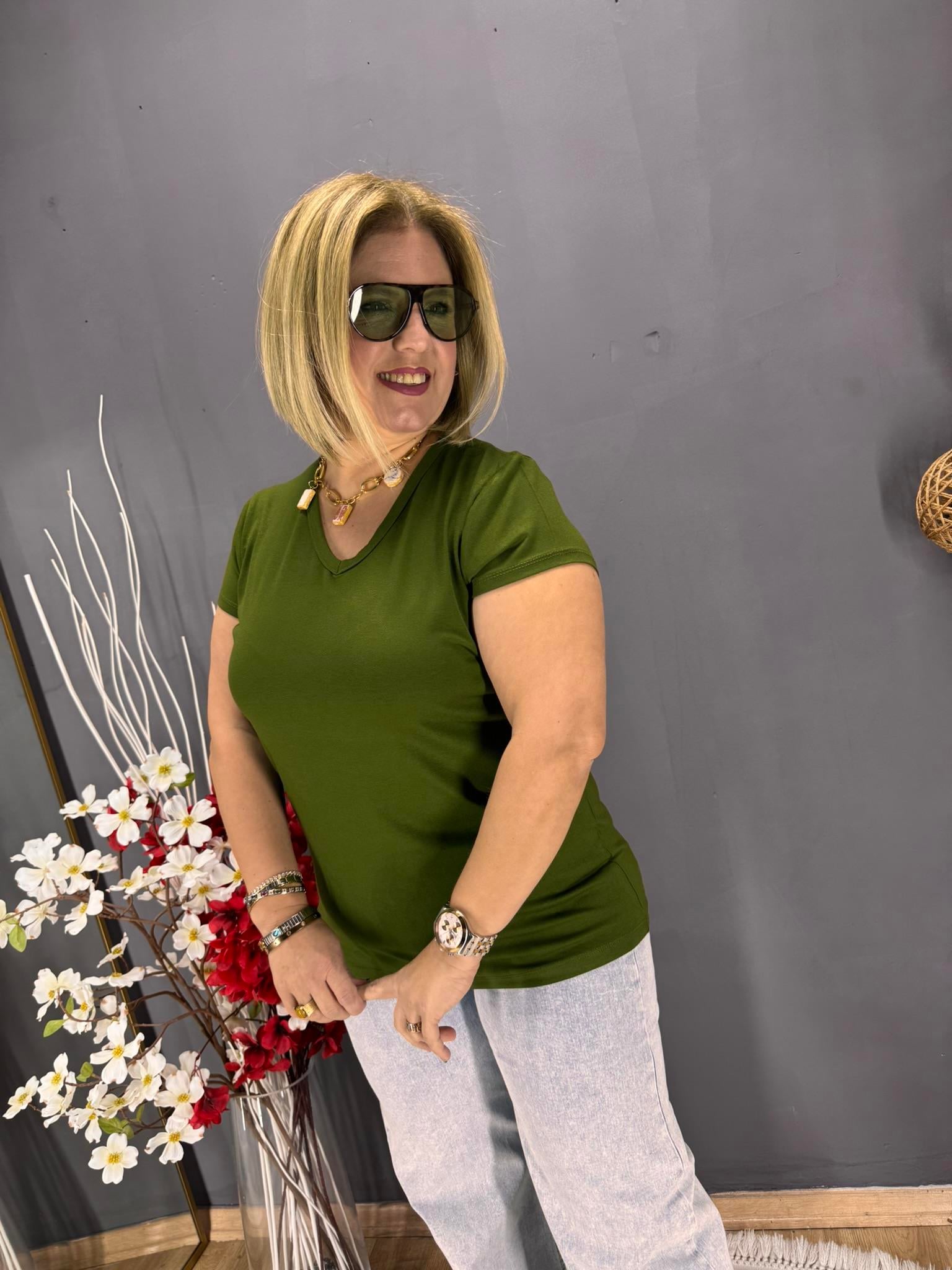 EYZ794 YEŞİL  V YAKA BASİC PENYE  BLUZ