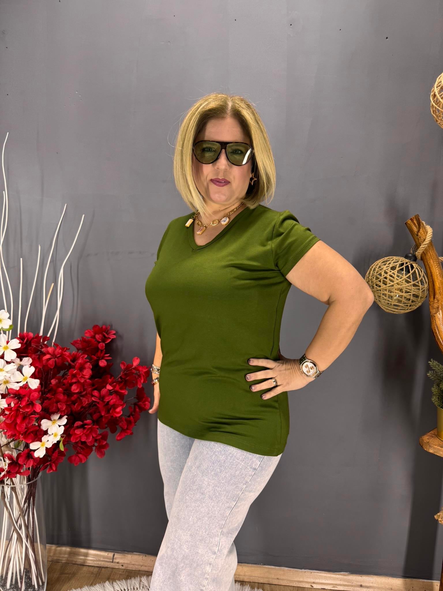 EYZ794 YEŞİL  V YAKA BASİC PENYE  BLUZ