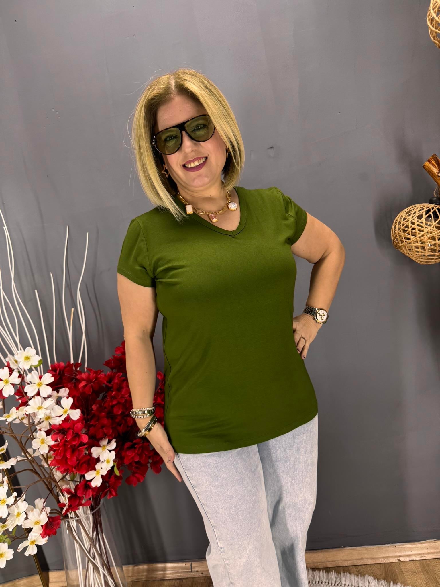 EYZ794 YEŞİL  V YAKA BASİC PENYE  BLUZ