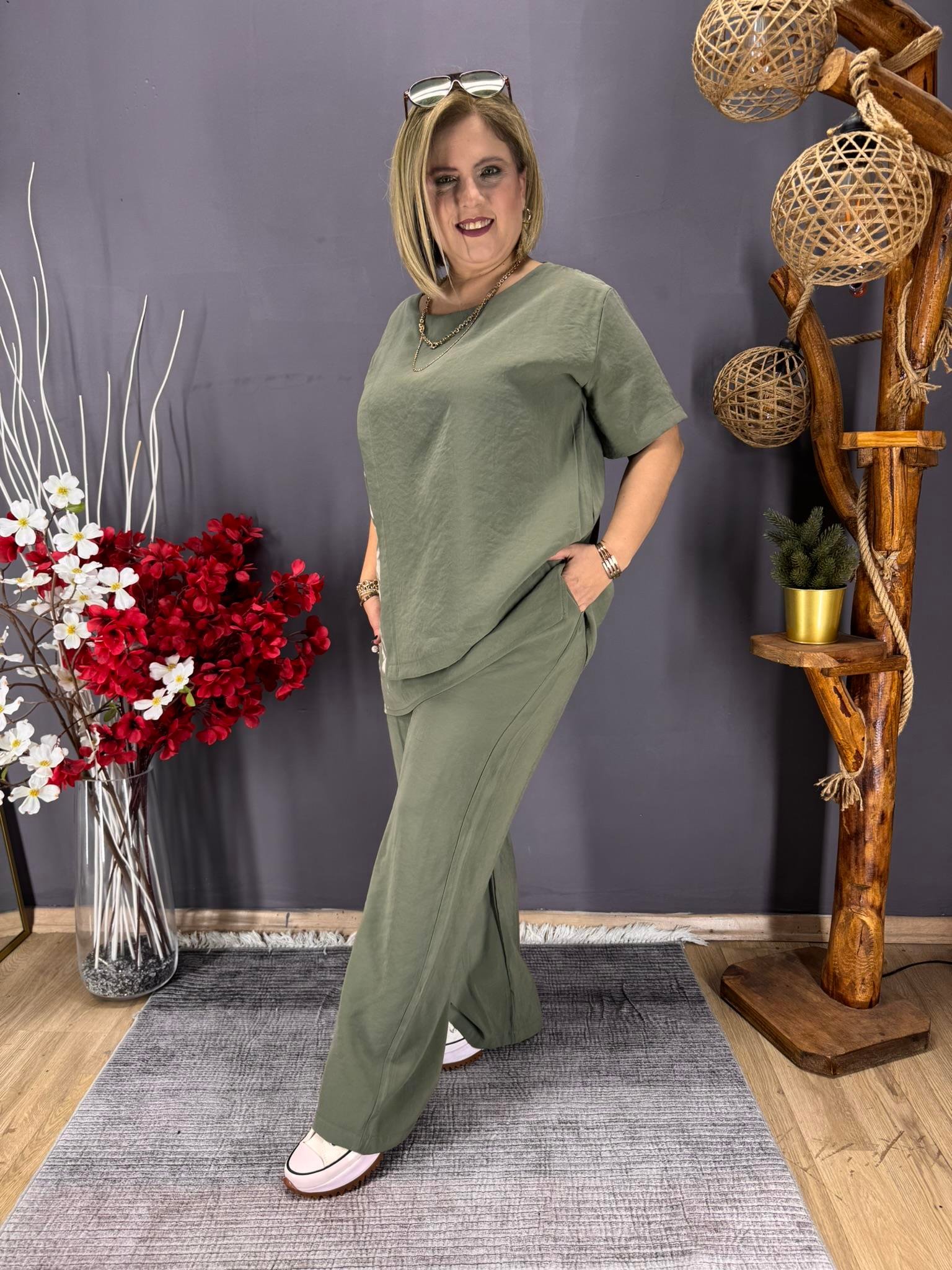 EYZ830 YEŞİL BATİK BASKI İTHAL KUMAŞ EŞOFMAN TAKIM