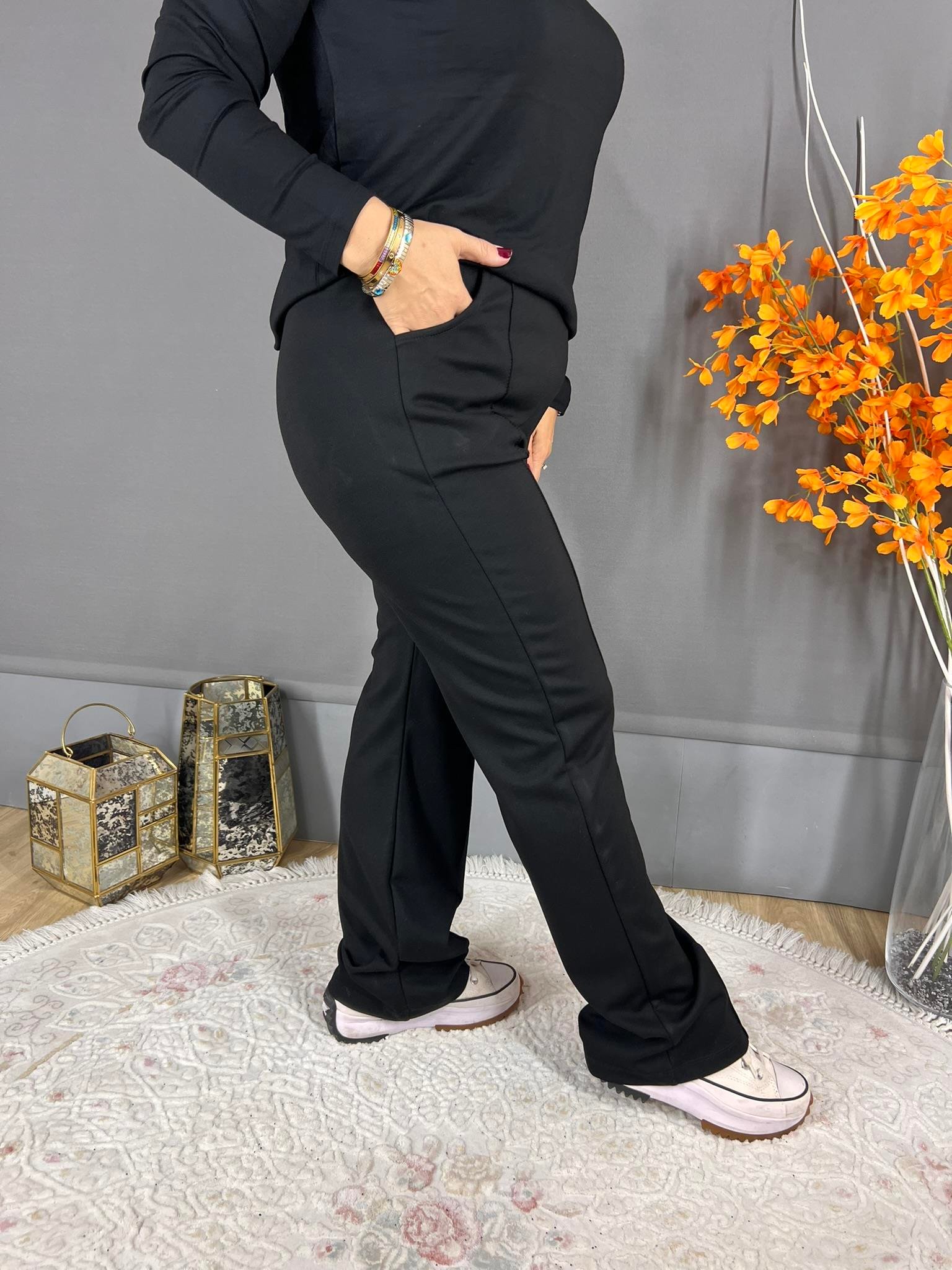 SİYAH CEPLİ ÖN BİYELİ GENİŞ KALIP TEK ALT PANTOLON