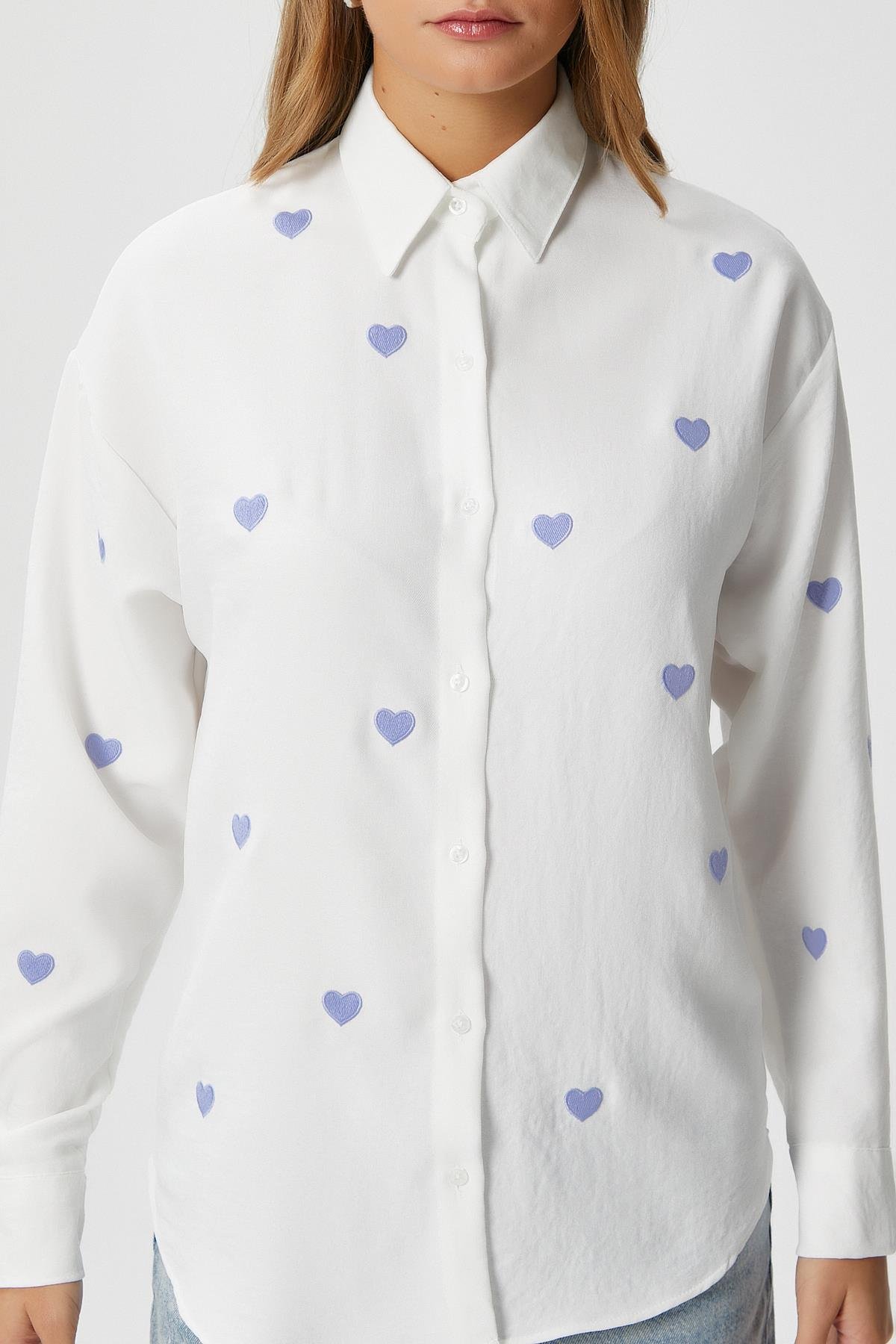Kadın Adela Mavi Kalp Nakışlı Gömlek