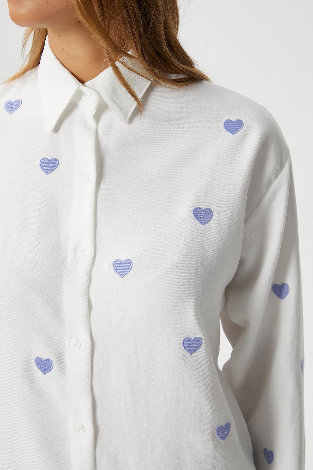 Kadın Adela Mavi Kalp Nakışlı Gömlek