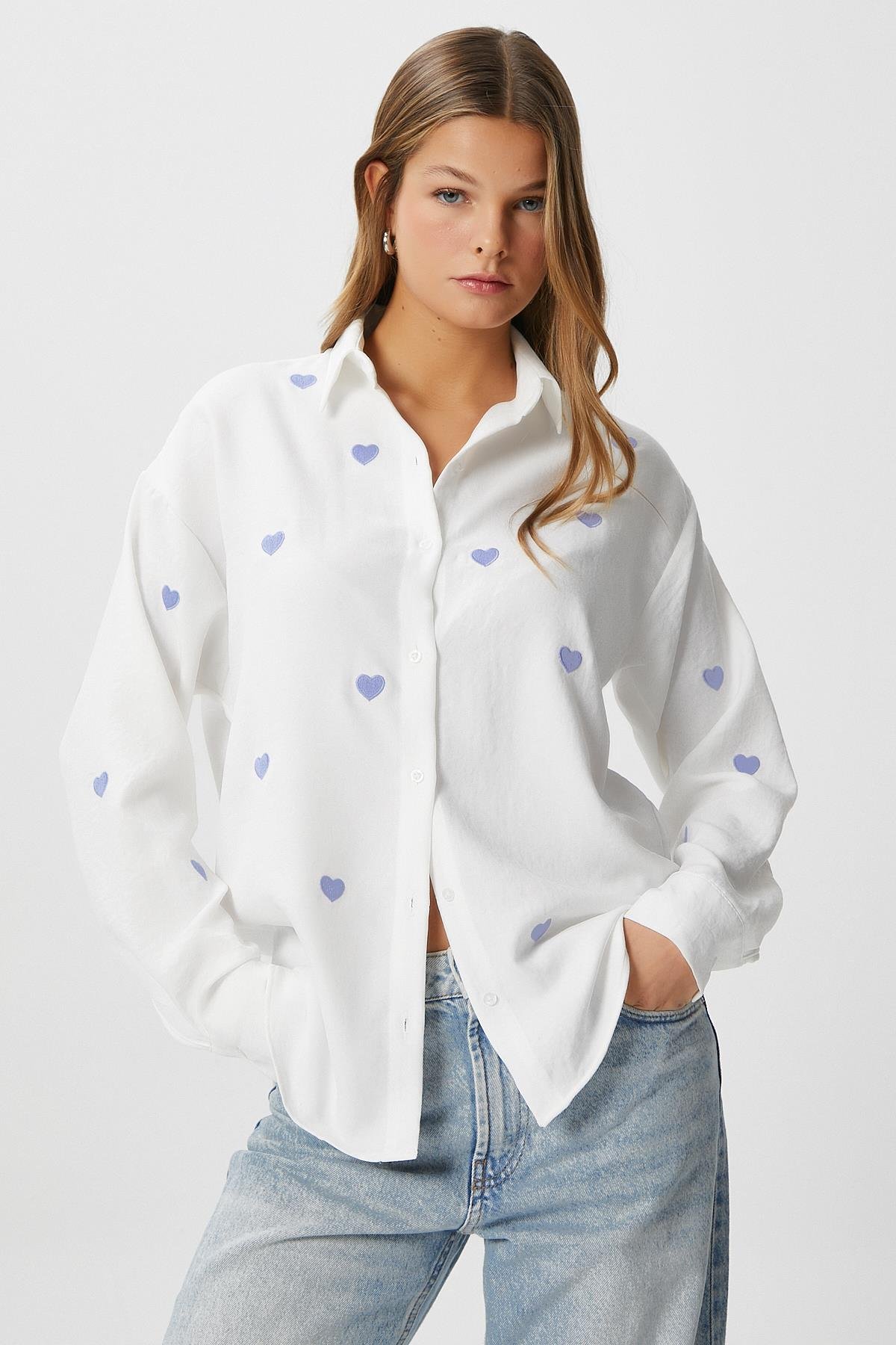 Kadın Adela Mavi Kalp Nakışlı Gömlek
